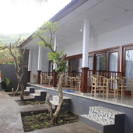 Teman Teman Bungalows 1 Amed Eksteriør bilde