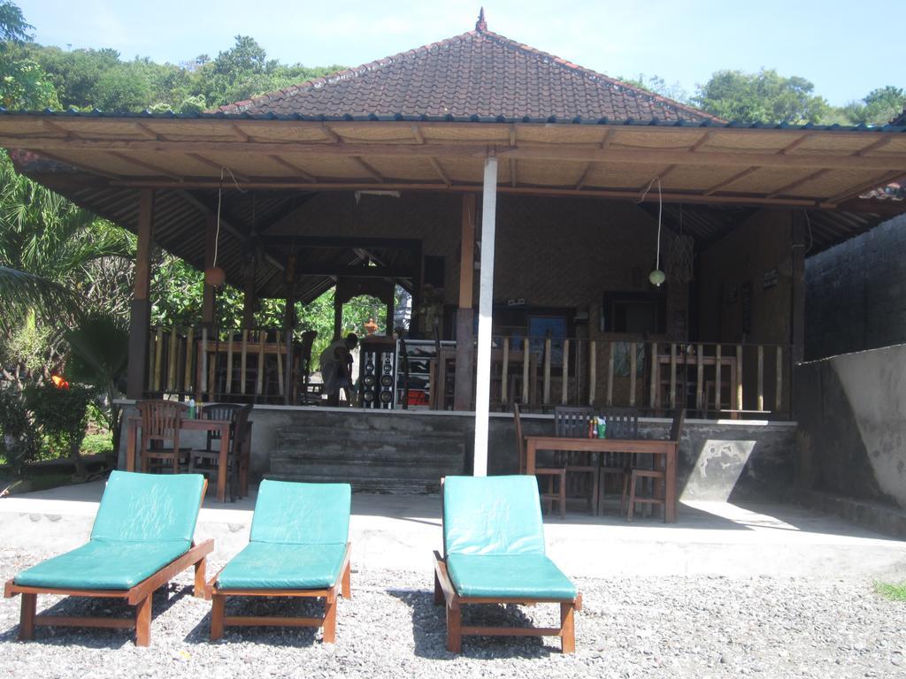 Teman Teman Bungalows 1 Amed Eksteriør bilde