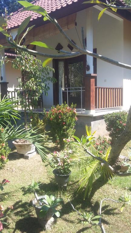 Teman Teman Bungalows 1 Amed Eksteriør bilde